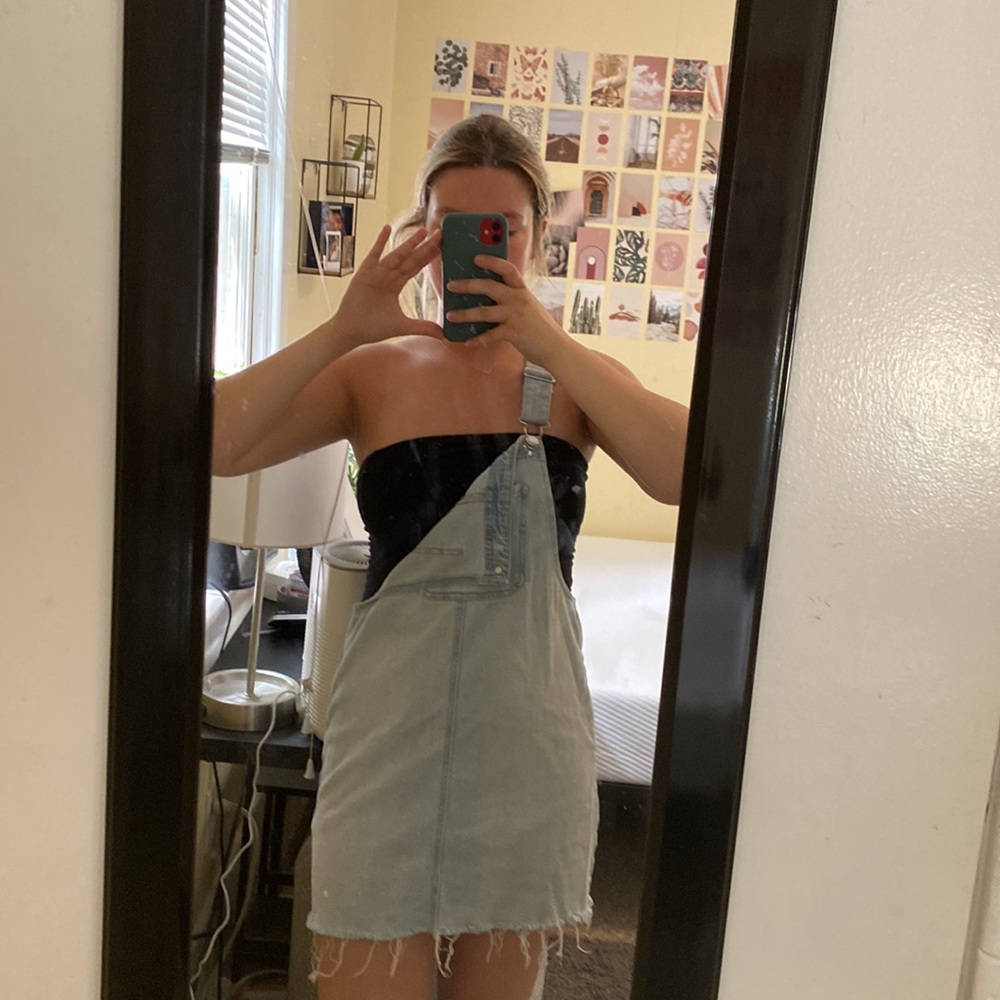 Overall dress - Picture 4 of 4
